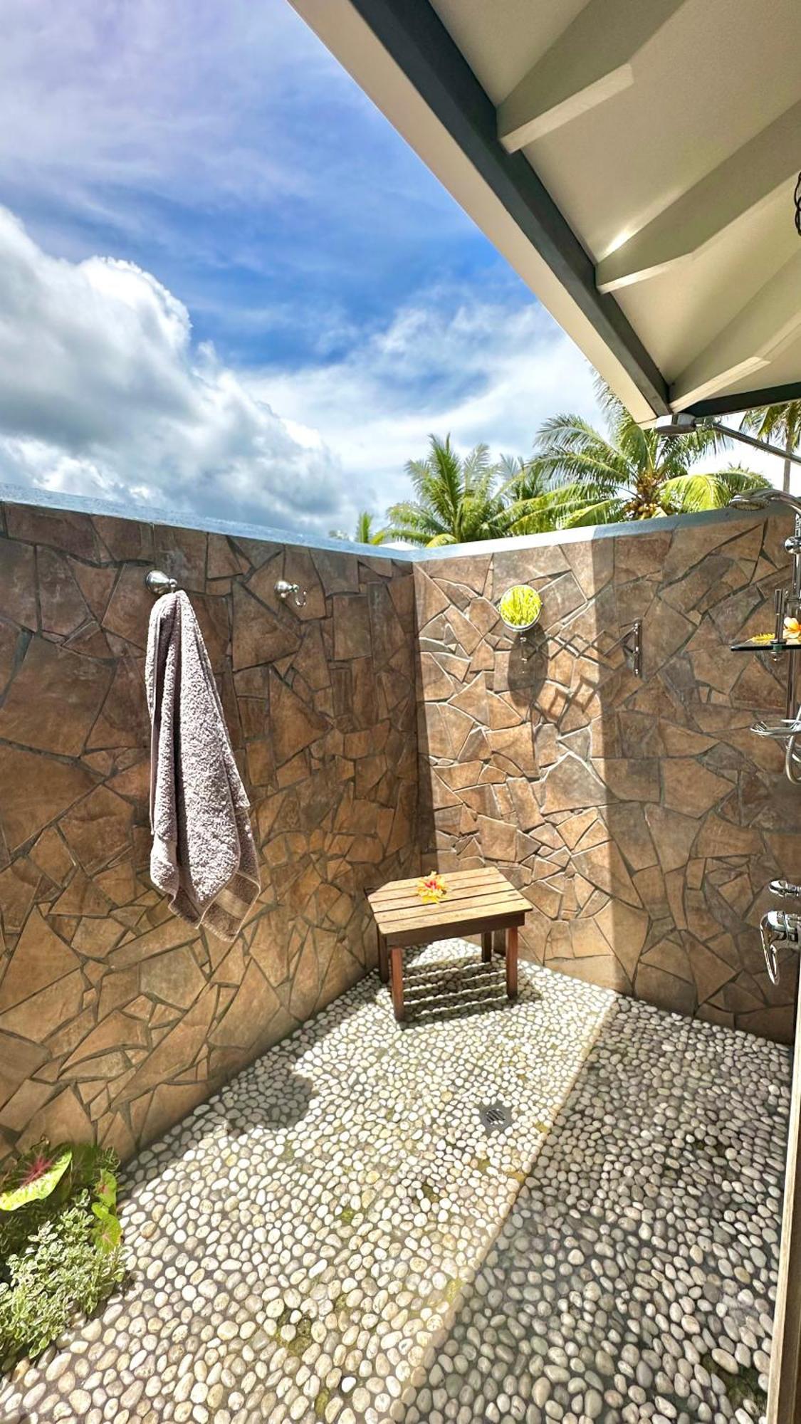 Aroha Taveuni Beachfront Bures Waiyevo Exterior photo